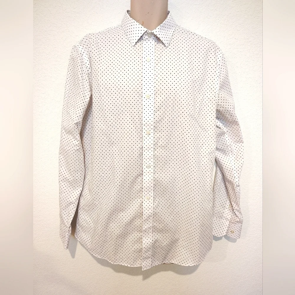 Banana Republic Men's White Polka Dot Button Down Shirt